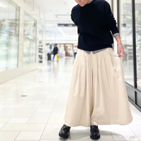 vent blanc スカートライクタックワイドパンツ　カーキ