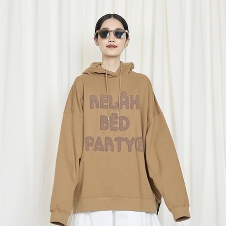 THOMAS MAGPIE “Relux bed party”ビッグパーカー