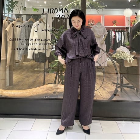 LIROMA オリジナルプリント ギャザータックワイドパンツ ブラック
