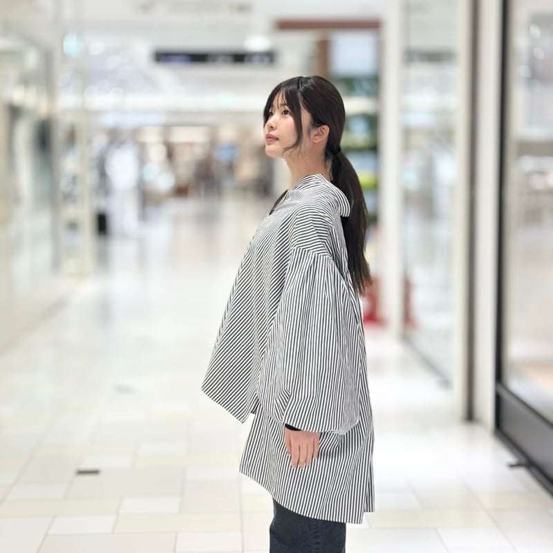 PASSIONE(パシオーネ) スキッパーロングブラウス Black×White