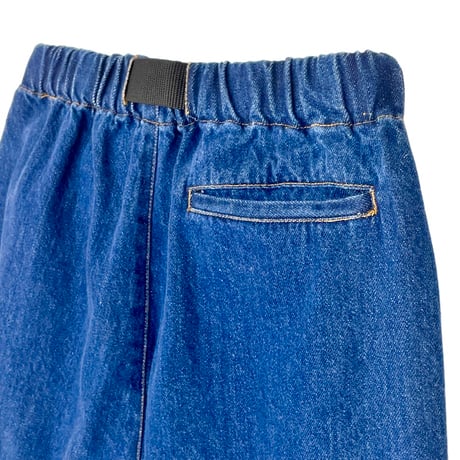 M53.  ベルトデニムタックパンツ