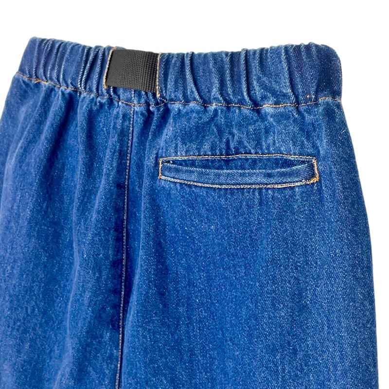 M53. ベルトデニムタックパンツ | grasol Nagasaki Stores