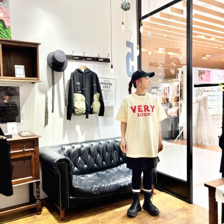 THOMAS MAGPIE ビッグTシャツ