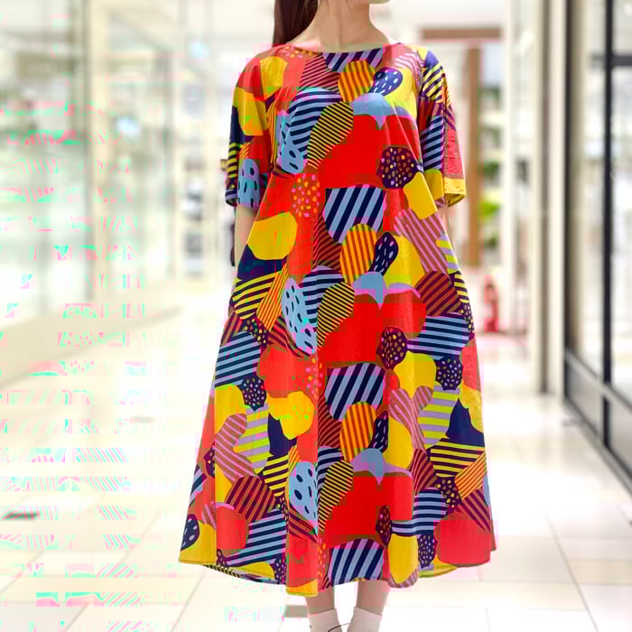 【美品】ティグルブロカンテ 総柄 シャツワンピース フランネル バルーン 値下げ TIGRE BROCANTE(ティグルブロカンテ)ビッグフラワーブロードフレア半袖