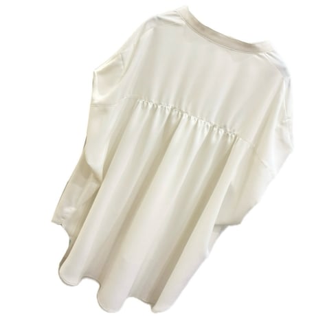QTUME キーネックフレアブラウス　White
