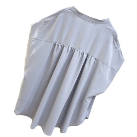 QTUME キーネックフレアブラウス　Blue