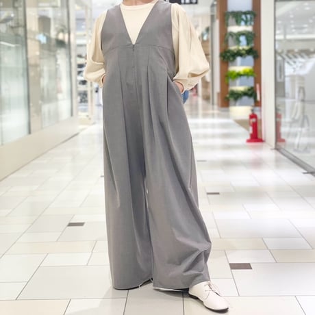 QTUME Vネックプリーツサロペット　グレー