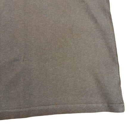 SEVEN SENSE コーヒープリントTシャツ-  カーキ