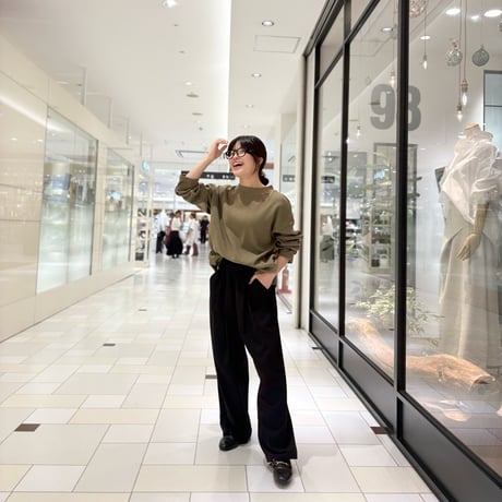 Ventblanc スリットカットソー khaki