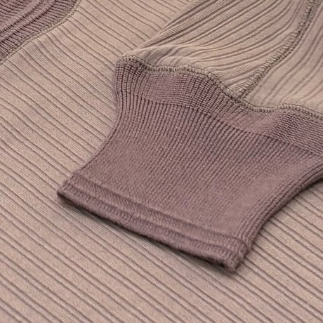 M53. (エムゴーサン) swedish cut and sew s/s pinkbrown