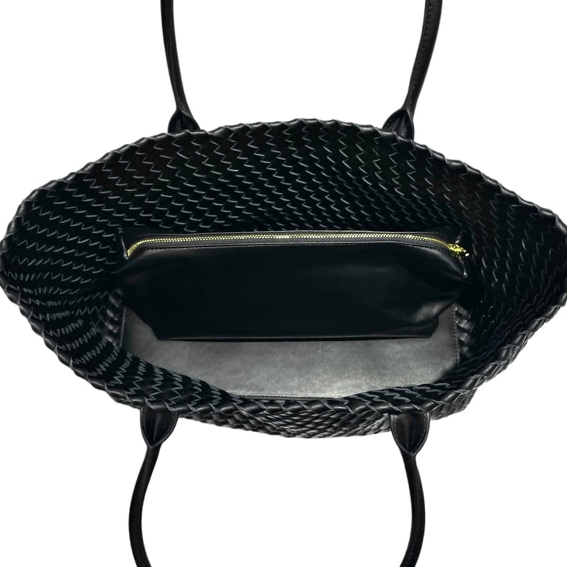 編み込みトートバッグ F1065 ブラック シルバー 編み込みトートバッグ F1065 ブラック シルバー HRB 本牛革