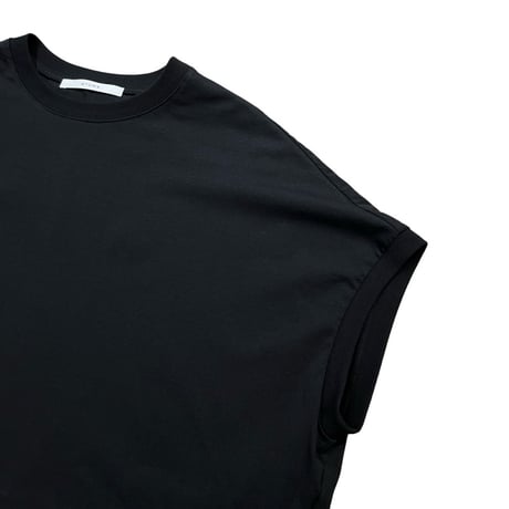 QTUME 細リブボックスTシャツ- ブラック