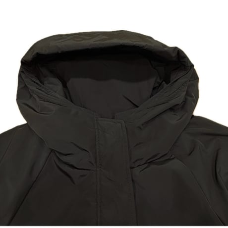 THOMAS MAGPIE マウンテンパフコート black