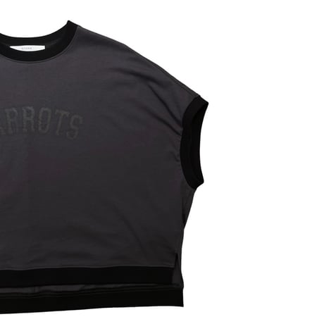QTUME バイカラー細リブロゴTシャツ-  チャコール