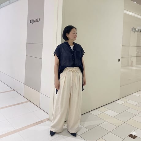 cafune(カフネ) シアーフレンチスリーブブラウス ネイビー