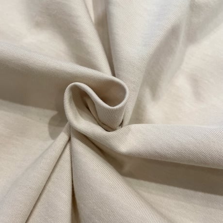 QTUME 細リブボックスTシャツ- ベージュ