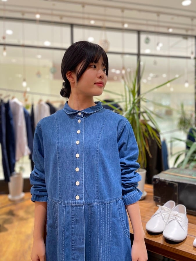 【新品保管品】プリーツプリーズ　転写デニムプリーツワンピース　４　ジレにも♡ TIGRE BROCANTE プリーツデニムワンピース | grasol Nagasaki S