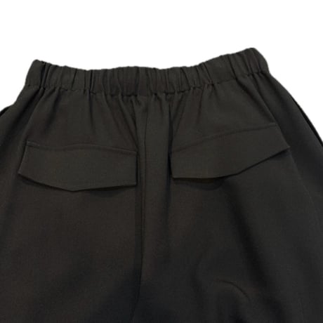 QTUME | カーゴシルエットパンツ | 【Black】