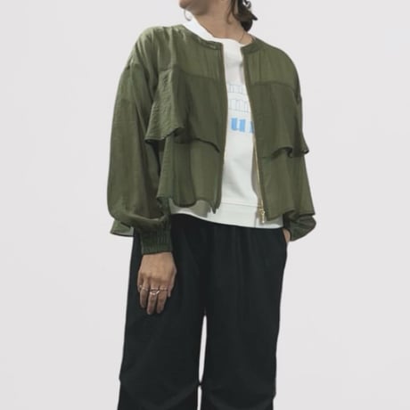 QTUME  ナチュラルシアーティアードブルゾン -   ベージュ