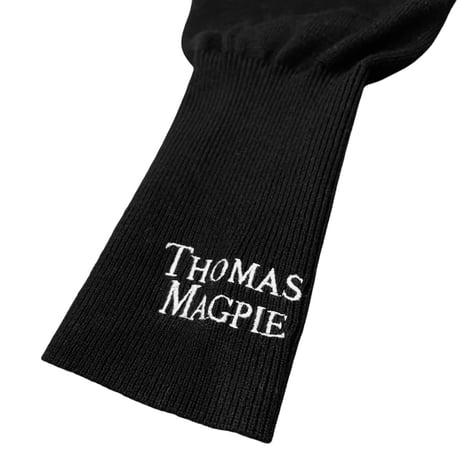 THOMAS MAGPIE Vネックニットプルオーバー ブラック
