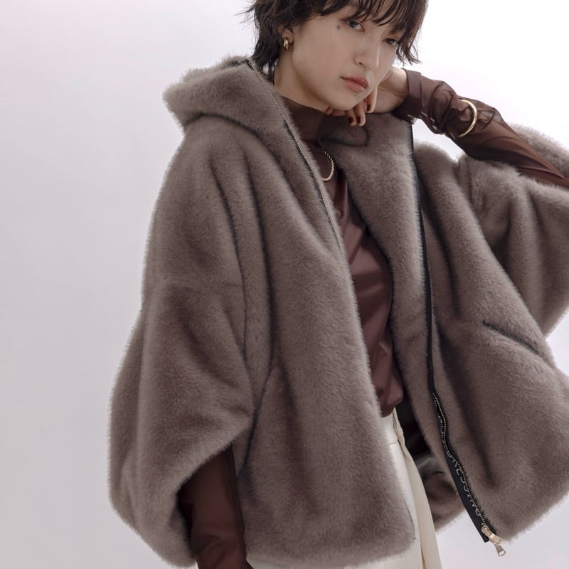 新品未使用タグ付き　エイミーロウ　ミンクファー スタンドネックショートコート ミンクファー スタンドネックショートコート Eimee Law│Eimee Law