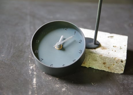 Clock  時計 S 黒皮鉄 青焼き