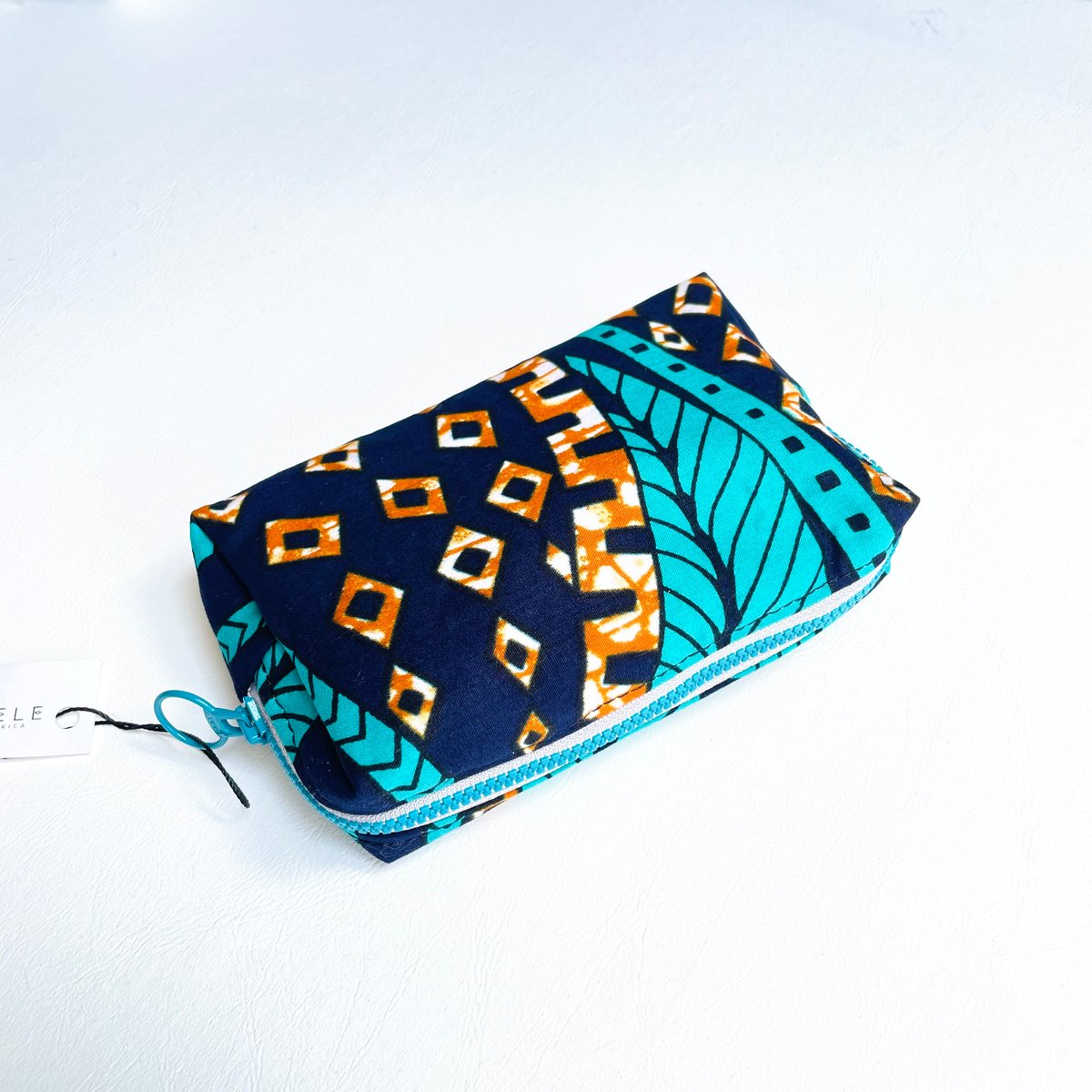 ミニスクエアポーチ＊ハンドメイド＊アフリカンリリー 久しい