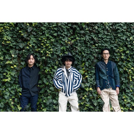 セカイイチ【Sekaiichi gig at FEVER Tシャツ 】