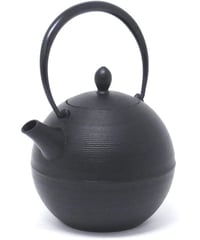 ワールドクリエイト(WORLD CREATE,INC.)　藍花 鉄瓶 南部鉄器 日の丸 黒 (茶こし付き) 10071