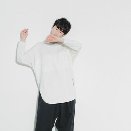 High-dense jersey Round Tee