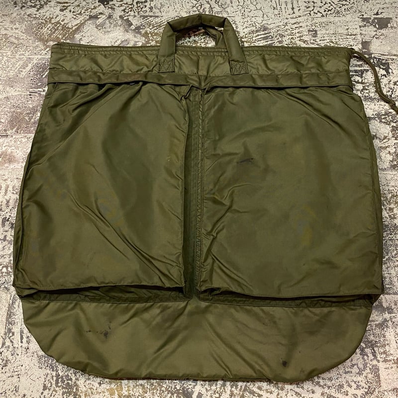 1970 U.S.M.C Helmet Bag | magnets osaka