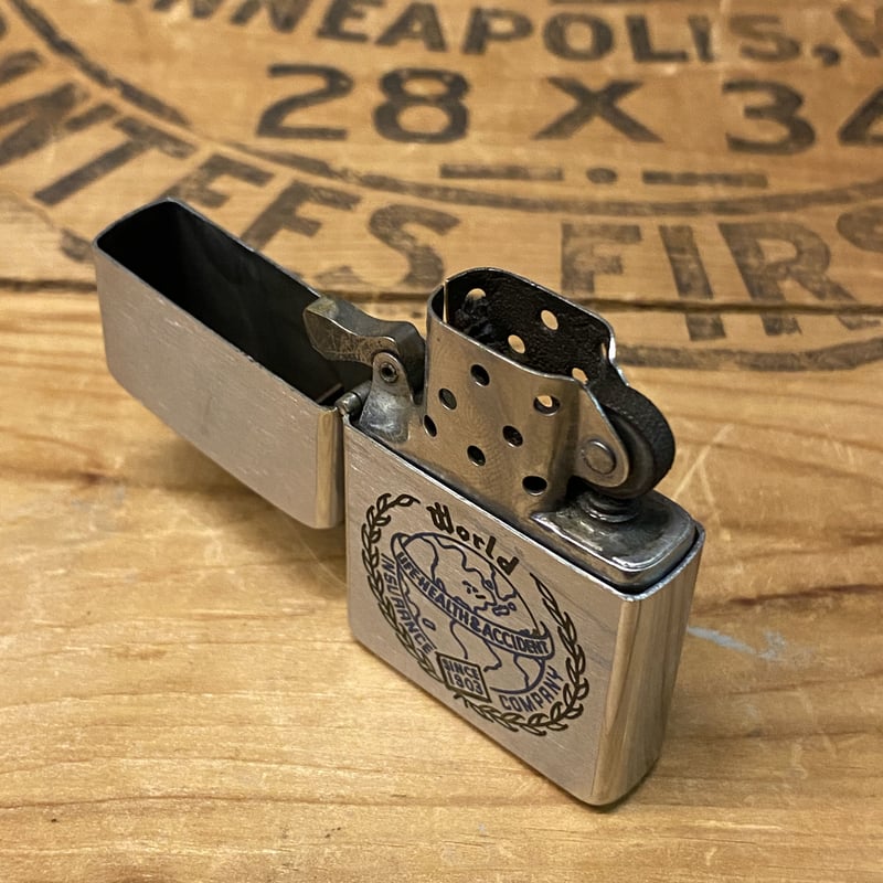 1958 “ZIPPO” Vintage Cigarette Lighter | magne