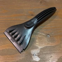 Hoppy Ice Scraper   Black ①