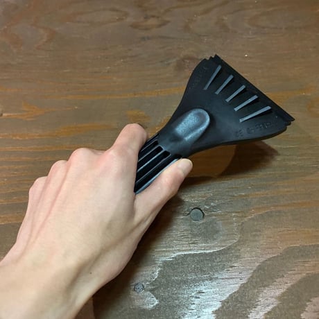 Hoppy Ice Scraper   Black ①