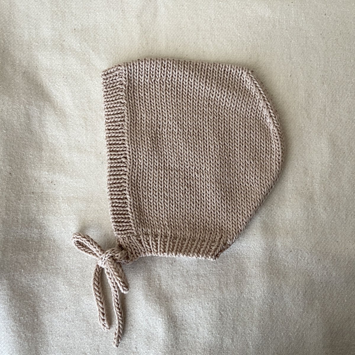 ベビーボンネット ダウンロードパターン | tiny tiny C