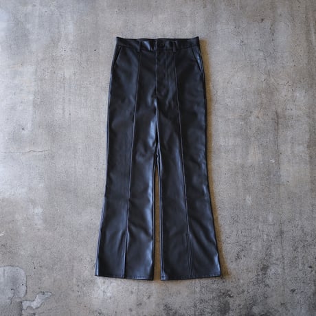 "Nisekawa" center slit fake leather flare pants (BLACK)