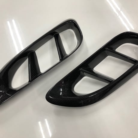 718系用カーボンサイドエアインテークカバー