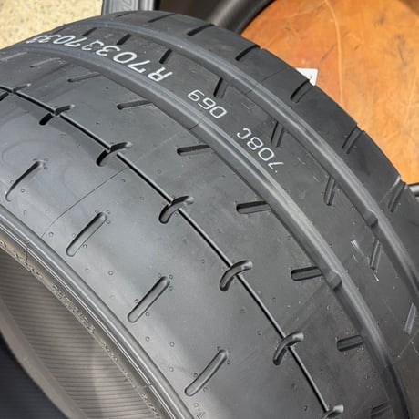 アドバン A052 245/35-20 + 295/30-20　【981・718GT4/GT4RS サイズ】