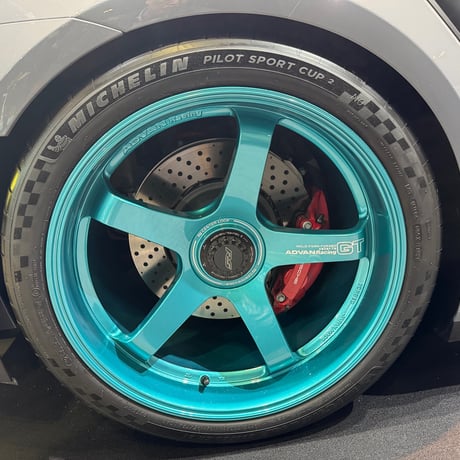 992GT3-RS用アドバンレーシング・GTホイール　センターロック  レーシングターコイズブルー