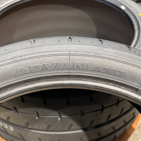 アドバン A052 245/35-20 + 295/30-20　【981・718GT4/GT4RS サイズ】