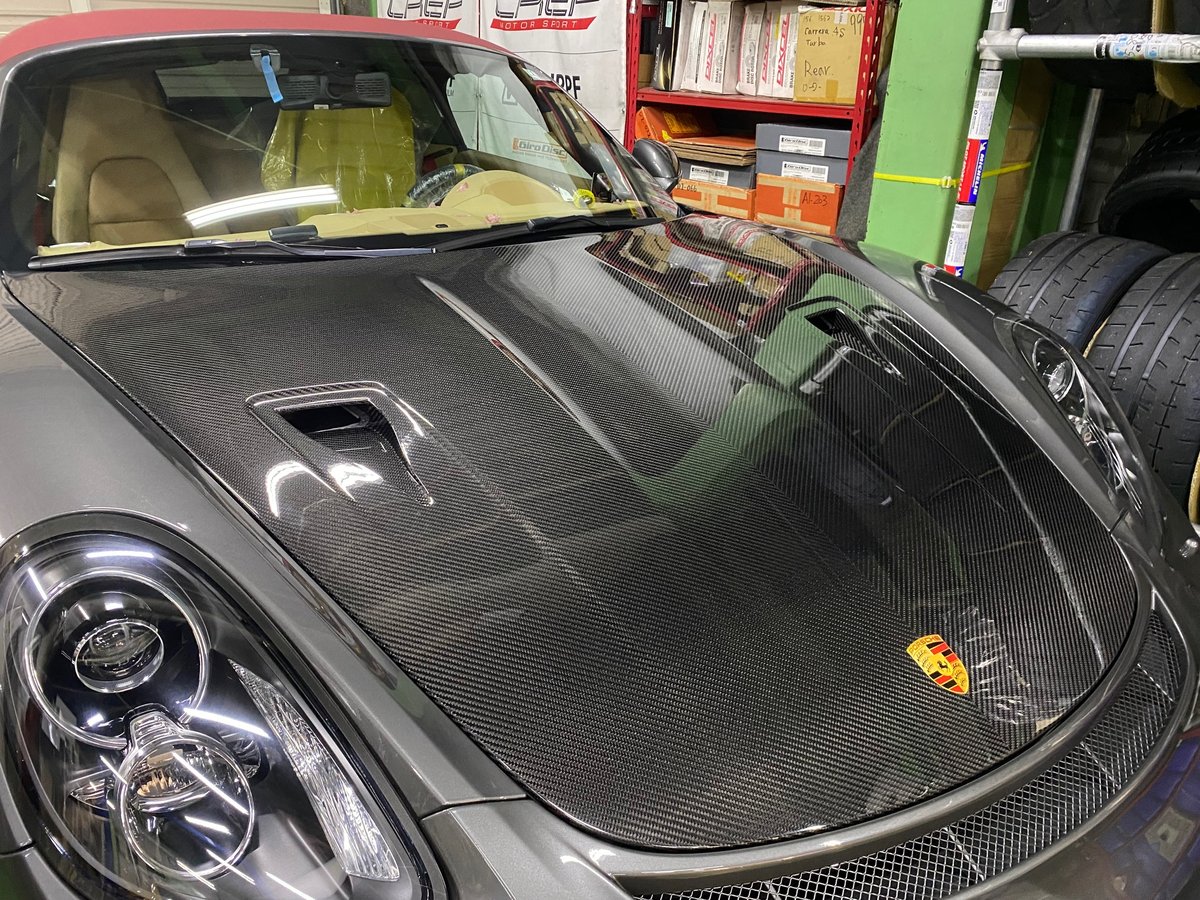 オリジナル・991.2GT3-RSタイプ ドライカーボン・ボンネット | クレフ 