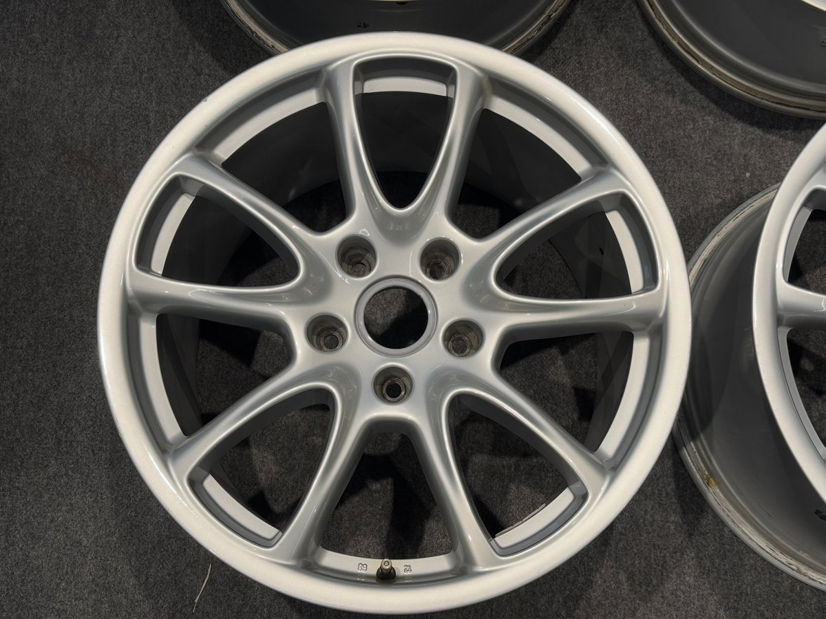 ポルシェ　ホイールセット 997GT3用 純正アルミホイールセット 【中古品】 | クレフ