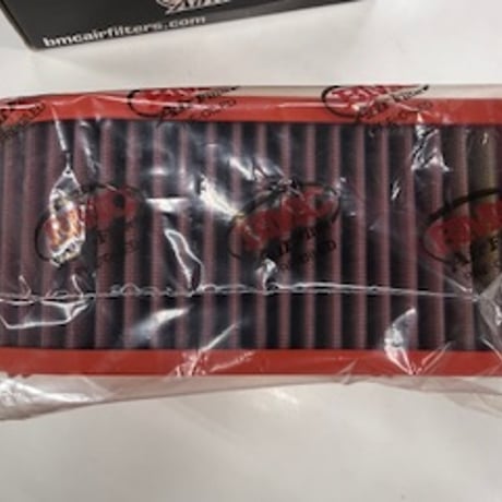 BMC純正交換エアフィルタ―　FB867/04　マカン用　【特価品】