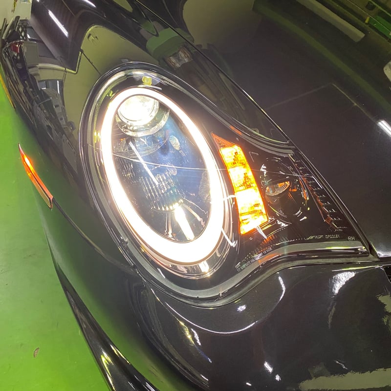 Porsche 911　996 加工ヘッドライト ポルシェ996ヘッドライト加工1 ｜【エルコボ】ヘッドライト