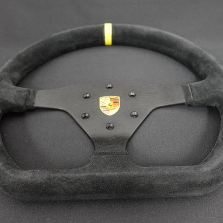 ポルシェモータースポーツ純正991CUPカー用ステアリング　エンブレム付
