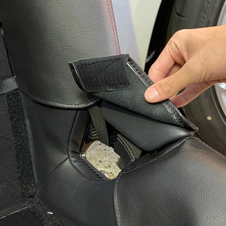 オリジナル　991／981系純正フルバケットシート用レザープロテクションカバー　【右側】　赤ステッチ　3点セット