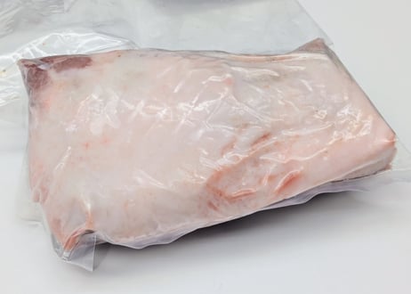 野生の猪肉　脂しっかりモモ700gメス【冷凍】