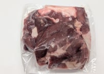 野生の猪肉　脂あり切り落とし500gメス【冷凍】