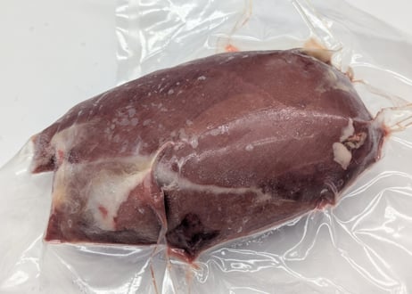 野生の鹿肉　モモ（シンタマ）301g~350g【冷凍】
