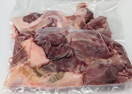 野生の猪肉　脂あり切り落とし800gメス【冷凍】